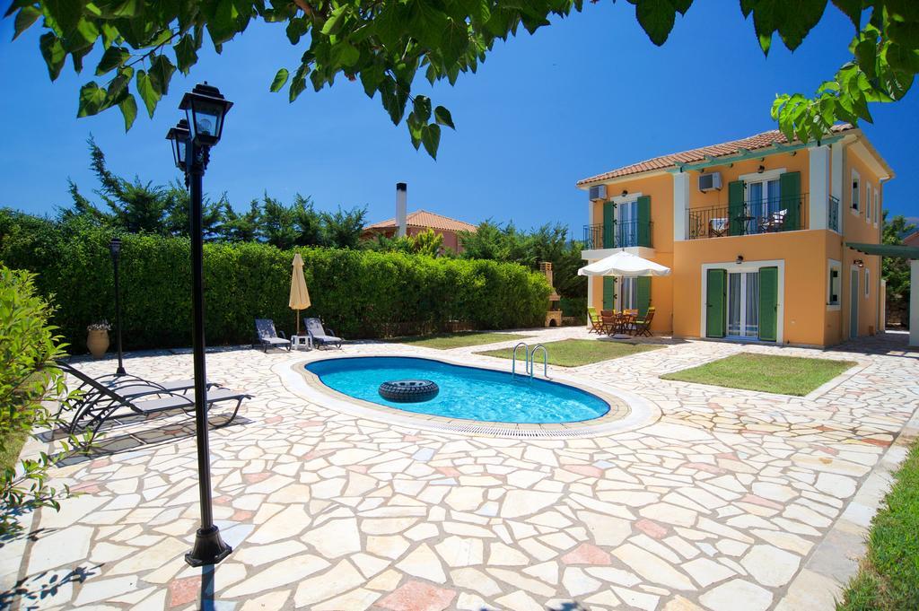 Iliachtides Villas Karavomylos Exterior foto