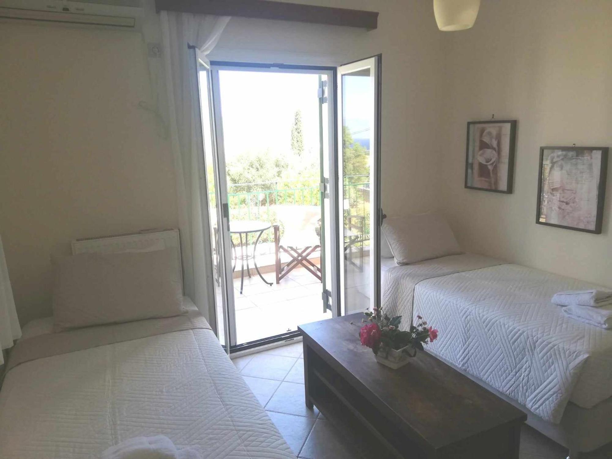 Iliachtides Villas Karavomylos Exterior foto